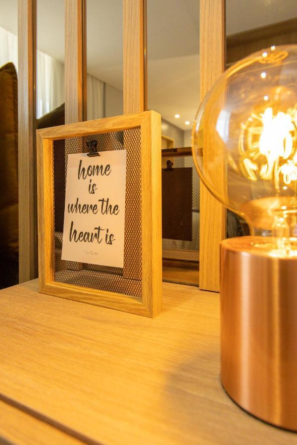 Signature Aveiro City Flat By Home Sweet Home Aveiro Exteriör bild